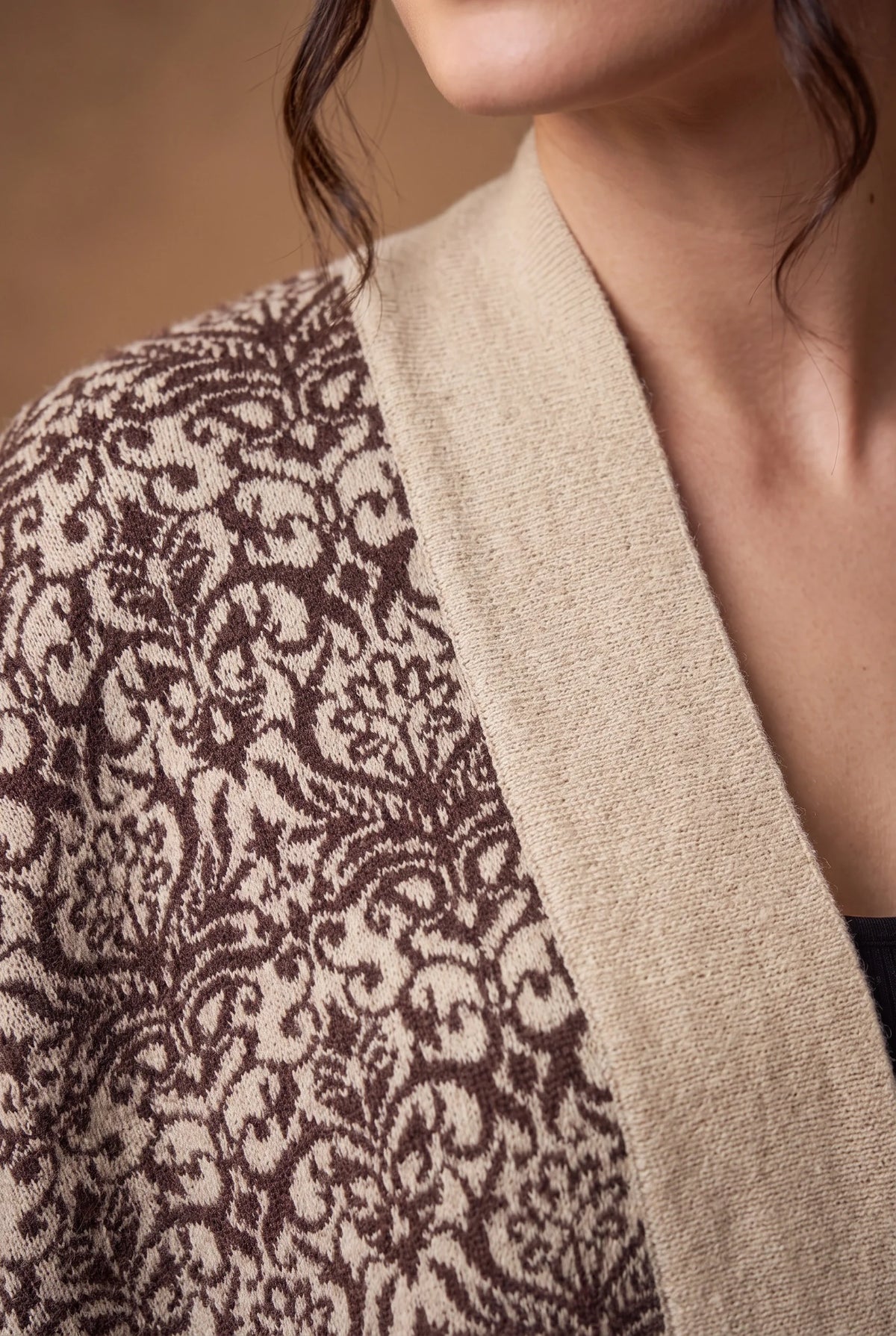Ivory & Brown Damask Jacquard Fringed Poncho Cape 4