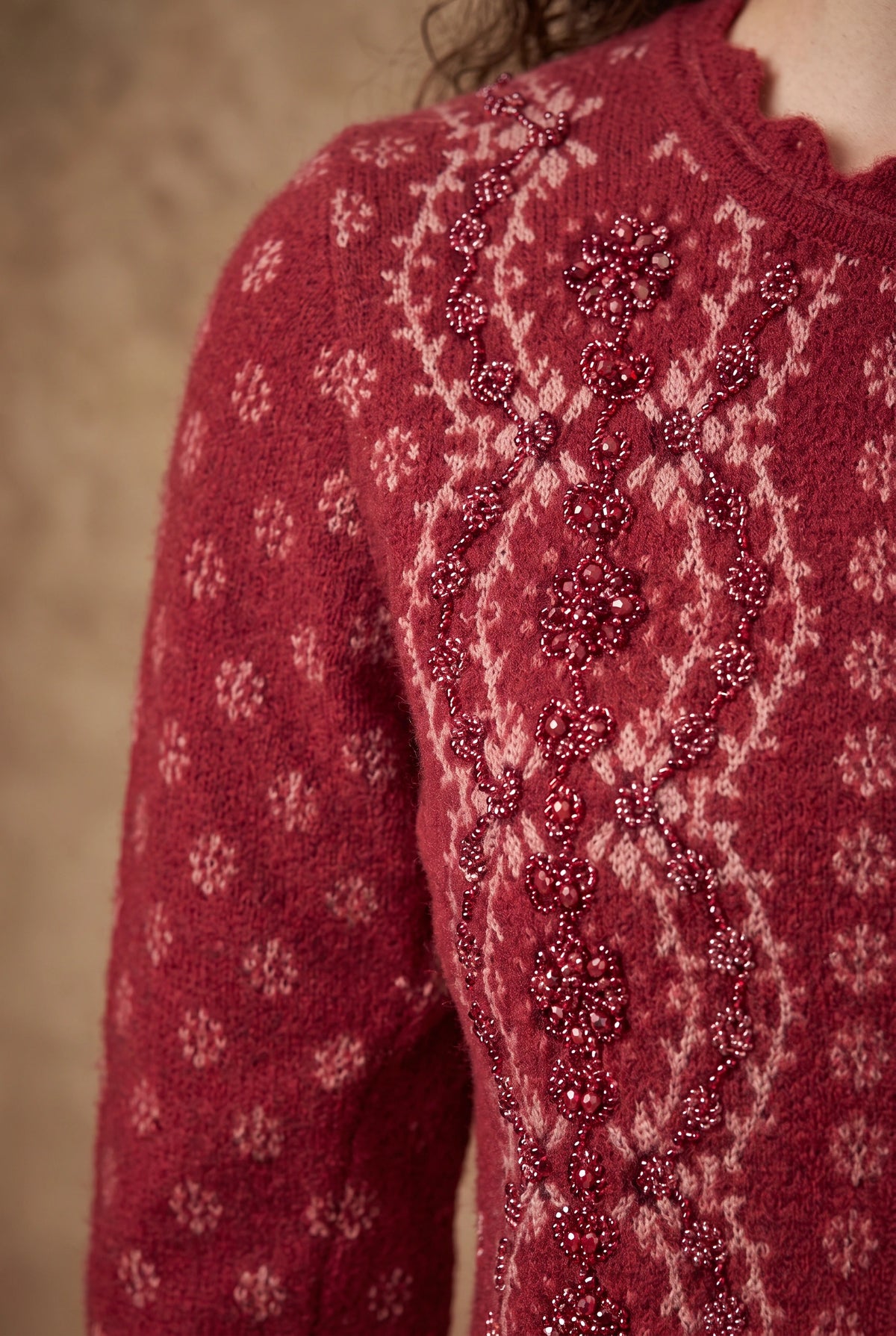 Lachi Women's Scalloped Blossom Knitted Cardigan