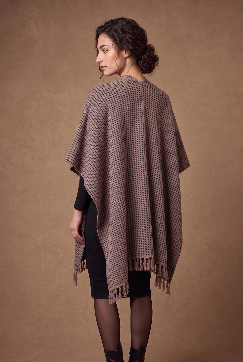 Lachi Women's Textured Check Fringed Poncho
