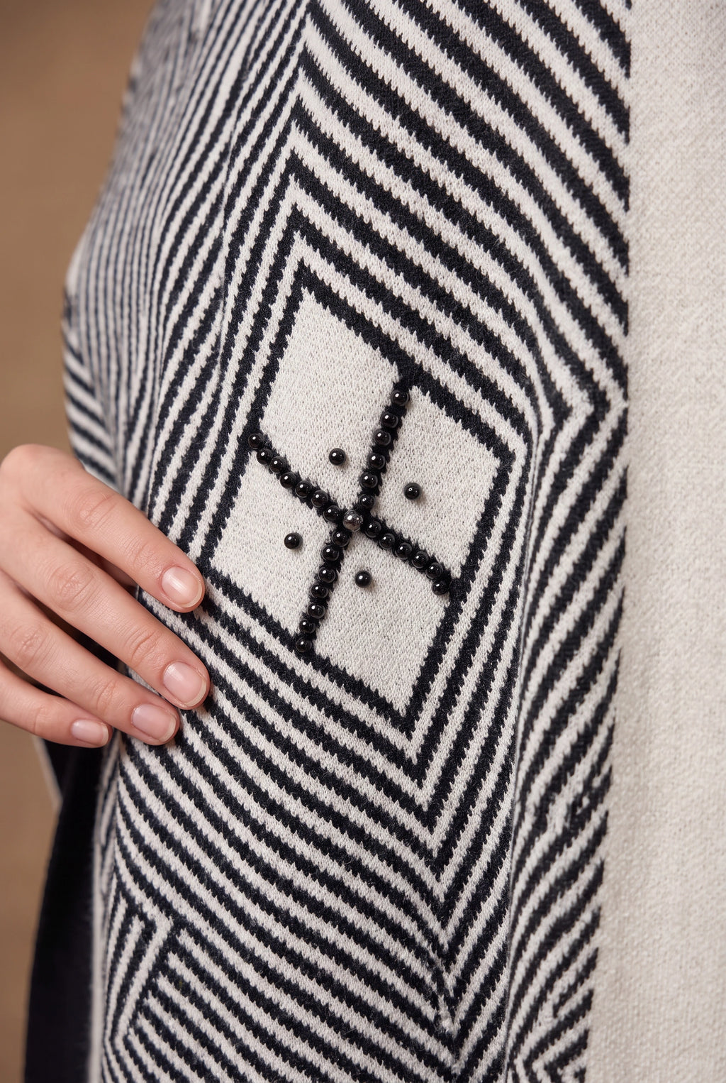 Lachi Women's Chevron Diamond Poncho Cape