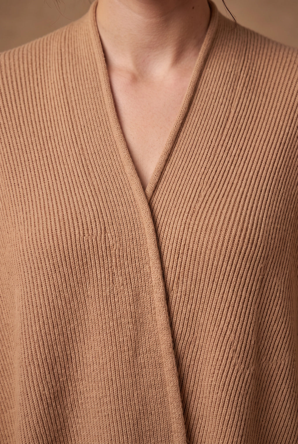 Lachi Women's Camel Ribbed Knit Tasseled Poncho Cape
