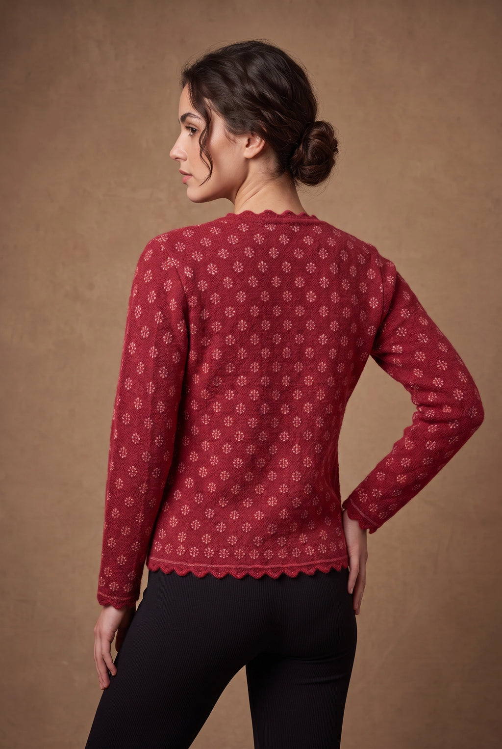 Lachi Women's Scalloped Blossom Knitted Cardigan